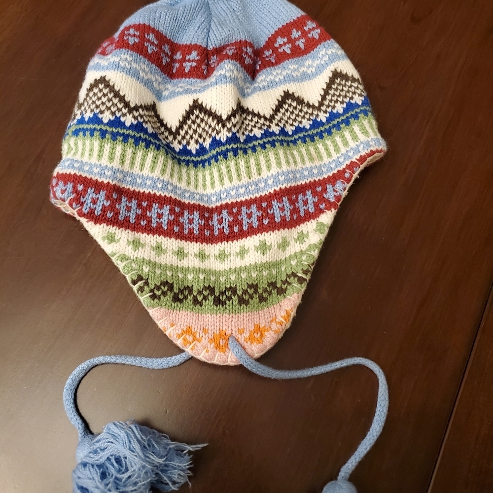 Beautiful Knitted Kids Beanie - Picture 5 of 7